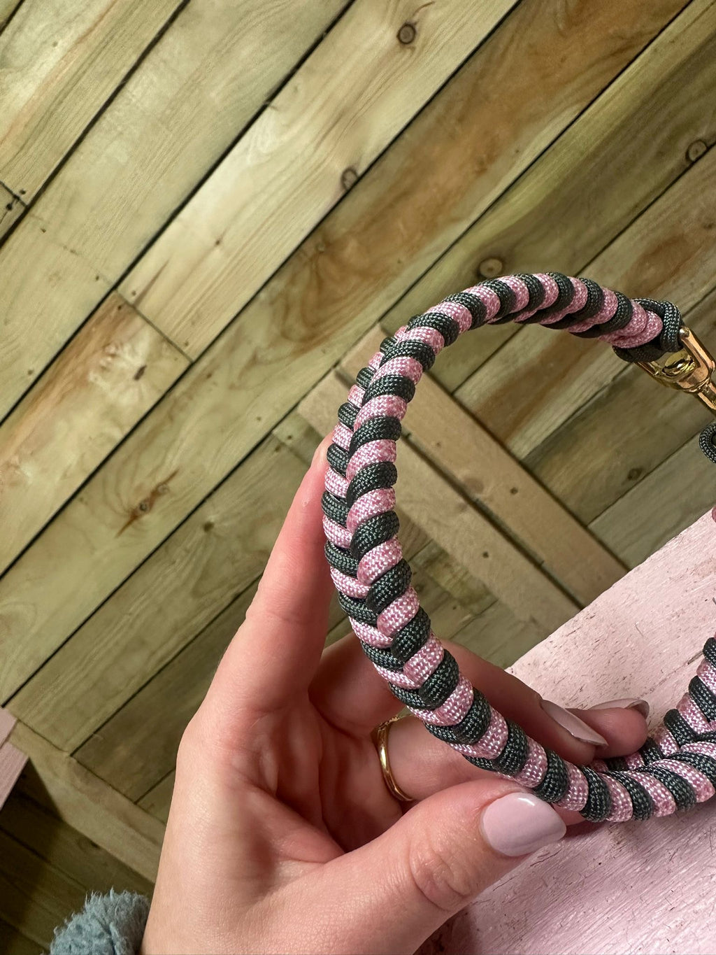 Bespoke Homemade Paracord Dog Collars